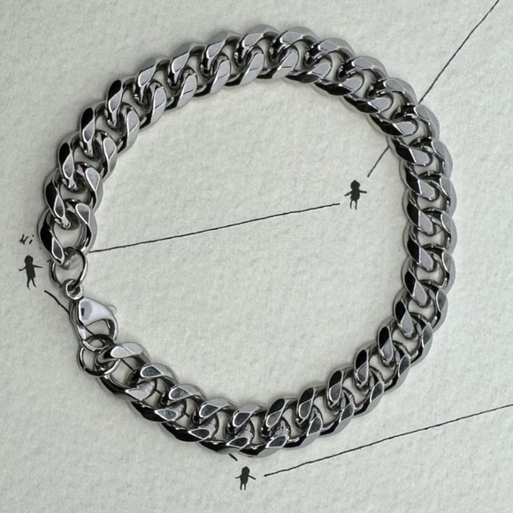 Stainless Steel Curb Chain Bracelet - Picture 3 of 3